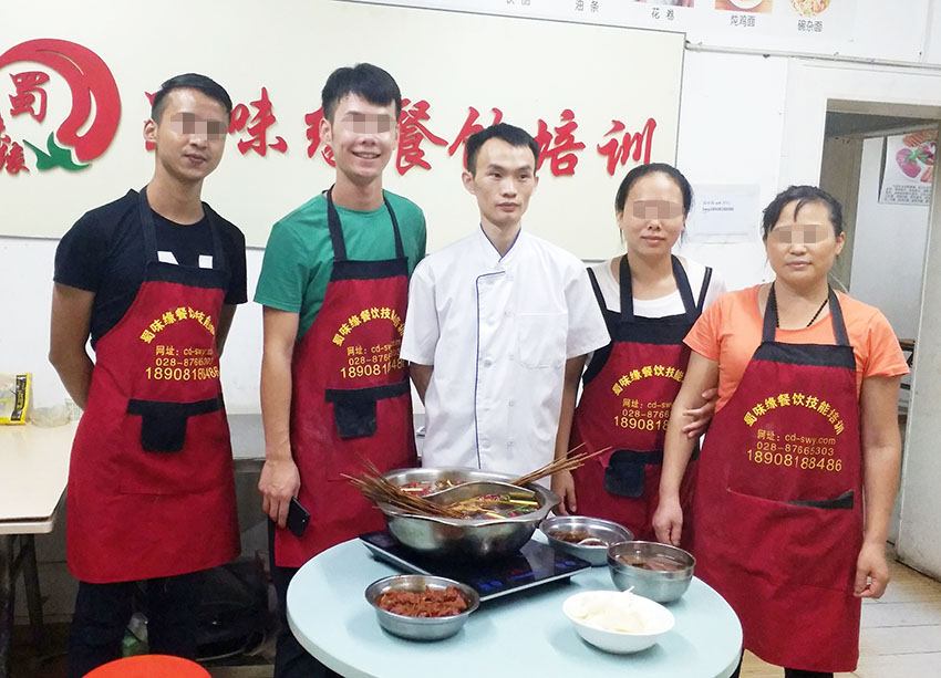 成都串串香培訓(xùn)多少錢？培訓(xùn)成都串串技術(shù)怎么樣？