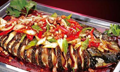 加盟一家烤魚店的條件是什么？