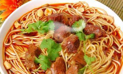 面食培訓哪家專業(yè):打鹵面，香味四溢富有勁道的家常面食！