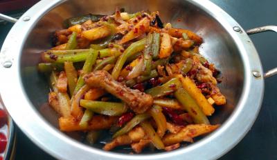 麻辣干鍋正宗技術(shù)培訓(xùn)，味道醇香紅油清亮