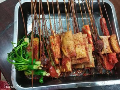 成都油炸串串技術(shù)培訓(xùn)哪里教的好？各種食材腌制方法