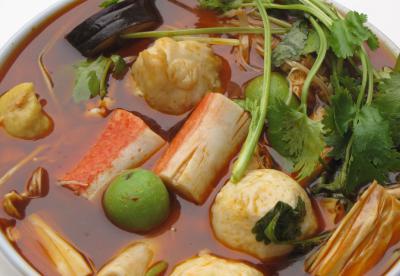 四川學(xué)習(xí)正宗麻辣燙技術(shù)做法哪里專業(yè)？材料不受經(jīng)營(yíng)限制