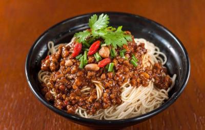 雜醬面培訓哪個好？從配料到烹飪