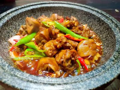 麻辣干鍋技術(shù)培訓班哪里比較靠譜？傳授全套口味技術(shù)