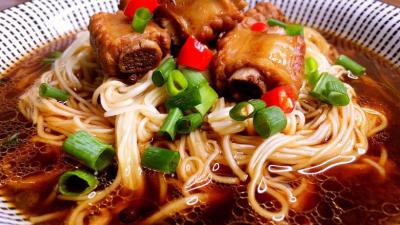 成都餐飲培訓(xùn)學(xué)校排名，排骨面食技術(shù)培訓(xùn)哪里正宗？