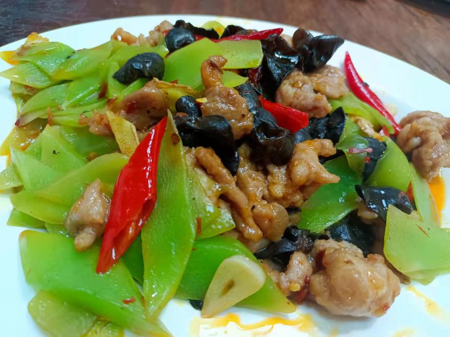 餐飲小吃技術(shù)培訓(xùn)學(xué)校哪家好？小吃培訓(xùn)機(jī)構(gòu)排名前