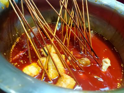 冷熱串串培訓(xùn)在哪里學(xué)？成都串串湯底怎么做?