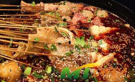 成都串串香培訓(xùn)班哪家好？培訓(xùn)成都串串冒菜多少錢？