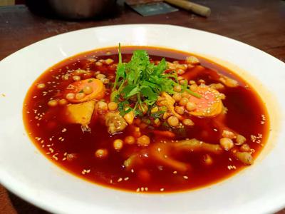 正宗冒菜技術(shù)培訓(xùn)班哪家好？西安冒菜技藝培訓(xùn)指南
