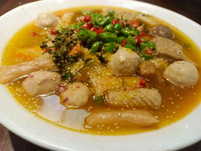 冒菜技術(shù)培訓費用解析：品牌規(guī)模與課程內(nèi)容如何影響你的選擇