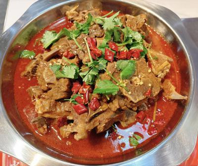 正宗羊蝎子火鍋技術(shù)培訓哪家好？探尋飄味緣餐飲培訓的卓越之道
