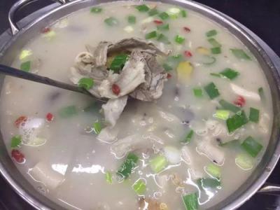正宗羊肉湯技術(shù)培訓哪里找？飄味緣餐飲培訓學校是您的理想之選