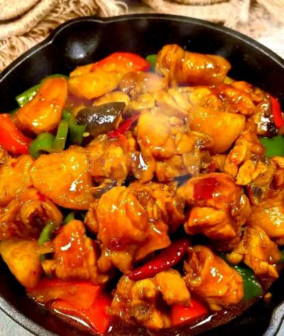 黃燜雞米飯技術(shù)培訓(xùn)多少錢？飄味緣為您揭秘透明收費與超值價值！