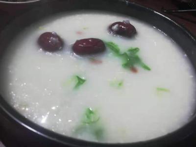 砂鍋粥技術(shù)培訓(xùn)班多少錢？飄味緣小吃培訓(xùn)學(xué)校詳解