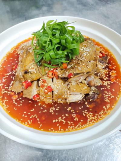 學(xué)涼拌菜涼拌雞片技術(shù)培訓(xùn)哪里有？飄味緣涼菜培訓(xùn)學(xué)校