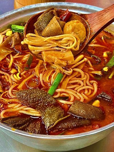 火鍋米線技術(shù)培訓(xùn)哪家好呢？飄味緣小吃培訓(xùn)學(xué)校一對(duì)一教學(xué)