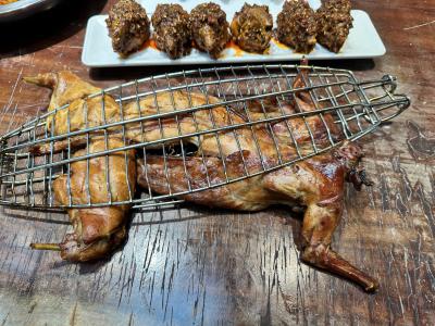 手撕烤兔技術(shù)培訓(xùn)內(nèi)容有哪些？飄味緣餐飲培訓(xùn)學(xué)校比較專業(yè)
