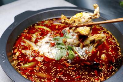 美蛙魚火鍋技術(shù)培訓(xùn)班怎么樣？成都蜀味緣小吃培訓(xùn)深度測(cè)評(píng)