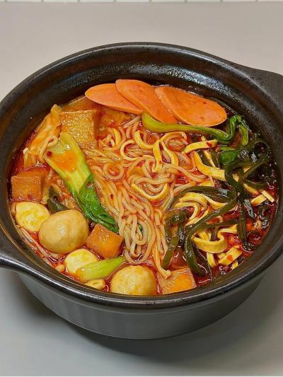 砂鍋麻辣米線技術(shù)培訓(xùn)學(xué)校哪里好？飄味緣小吃技術(shù)培訓(xùn)班值得推薦